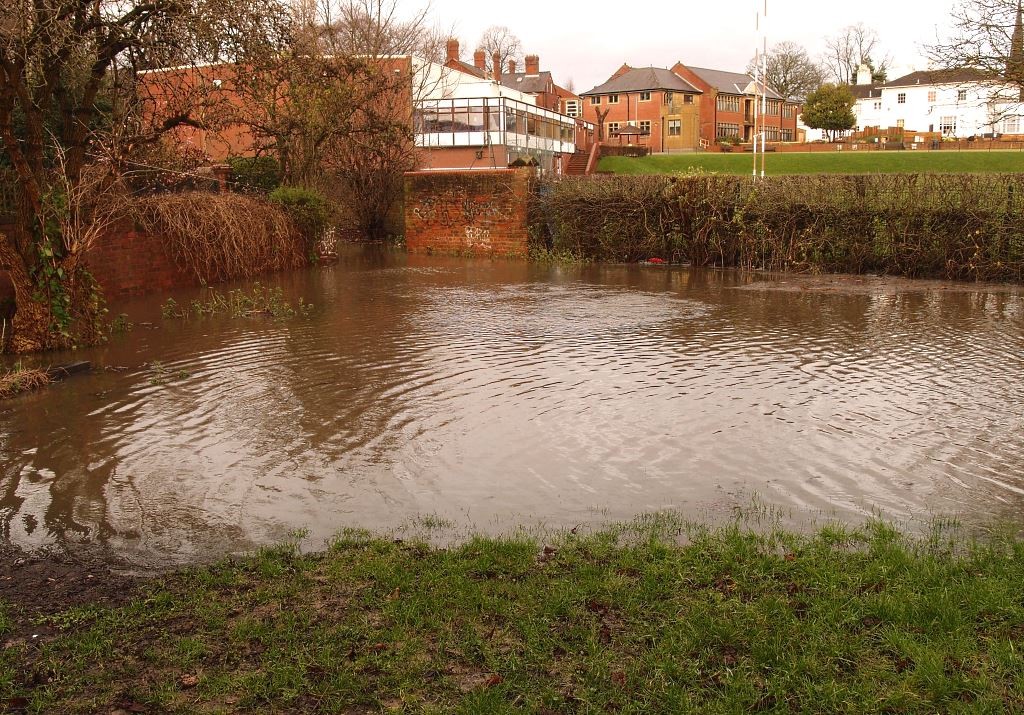 Flooding near Westminster Rd, 26 Dec 2015