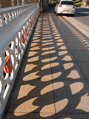 Lendal Bridge, sunny Sunday morning, 2014