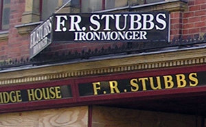 Stubbs shop sign – Foss Bridge House, 21 January 2004