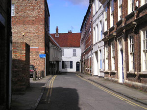 Ogleforth, towards the corner with Chapter House Street