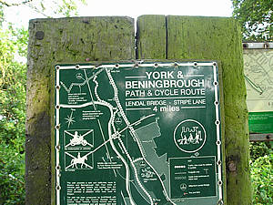 Sign indicating this is part of the cycle route